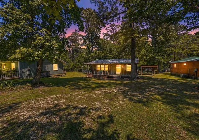 1st image of 206 Tallow St, Onalaska, TX 77360 | MLS# 12005643