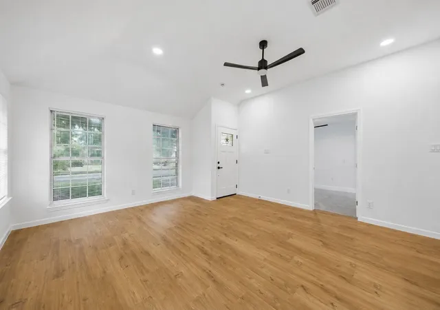 5th image of 23314 Summer Pine Dr, Spring, TX 77373 | MLS# 86420739