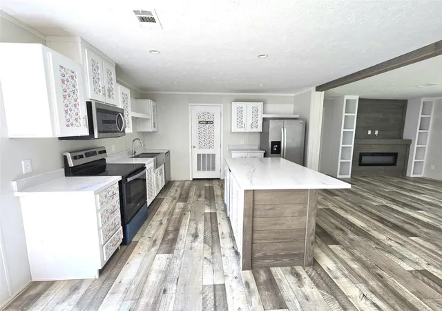 Photo 1 of Sale Pending at 161 Veteran Ln, Livingston, TX 77351 | MLS# 32342000 | Listing updated on 2026-08-25