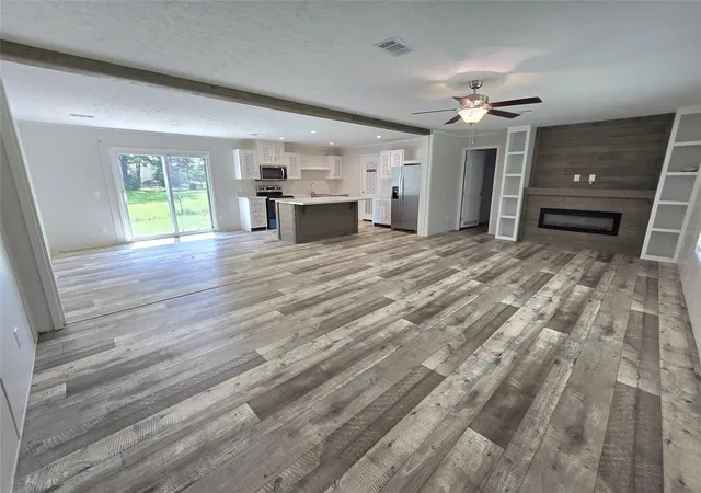 Photo 3 of Sale Pending at 161 Veteran Ln, Livingston, TX 77351 | MLS# 32342000 | Listing updated on 2026-08-25