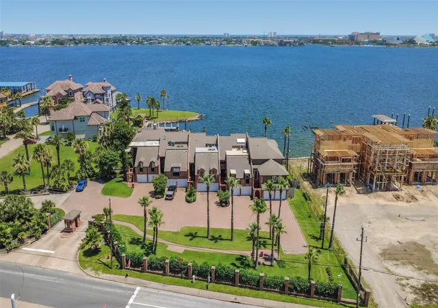1st image of 7109 Broadway St, Galveston, TX 77554 | MLS# 33303751