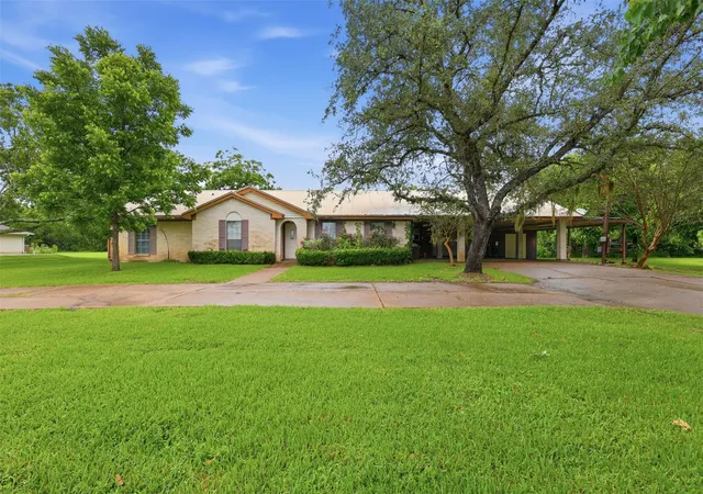 2nd image of 7611 King St, Manvel, TX 77578 | MLS# 60225100