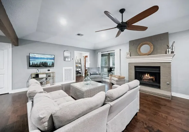 Homes for sale in Montgomery, TX | 120 April Wind Dr E, Montgomery, TX 77356 | MLS# 37189820
