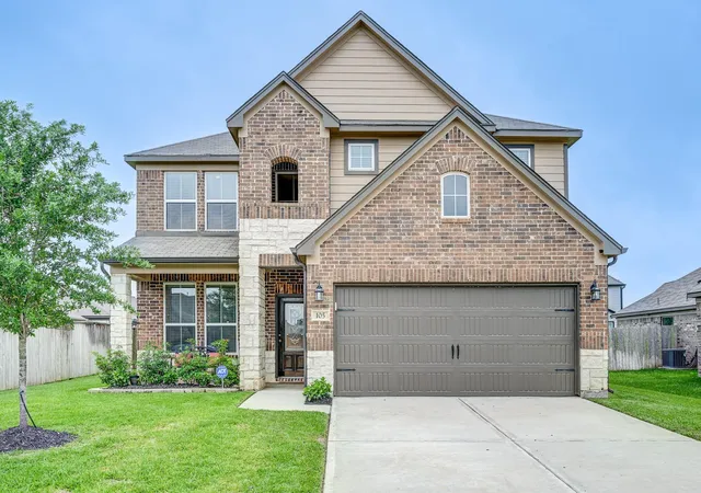 Homes for sale in Waller, TX | 105 Highland Heights Wy, Waller, TX 77484 | MLS# 31929537