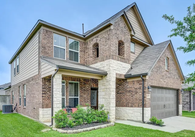 Homes for sale in Waller, TX | 105 Highland Heights Wy, Waller, TX 77484 | MLS# 31929537