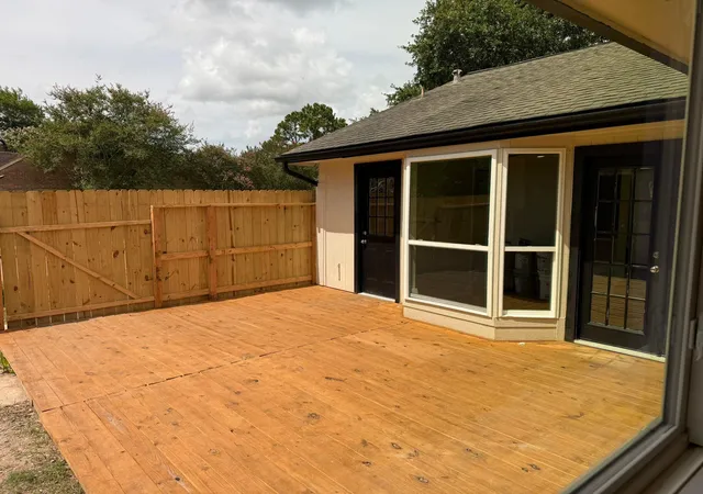 Photo 2 of Single family home for sale at 2227 Cherry Bnd Dr, Houston, TX 77077 | MLS# 63482996 | Listing updated on 2026-09-16