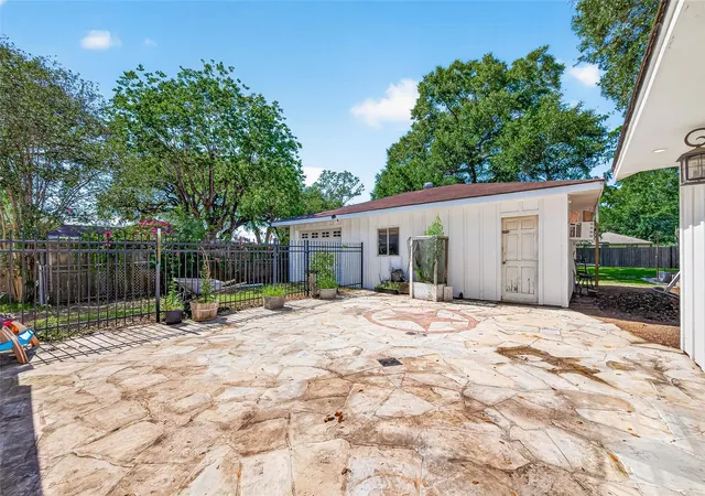 Homes for sale in Rosenberg, TX | 809 Bernard Ave, Rosenberg, TX 77471 | MLS# 85034039