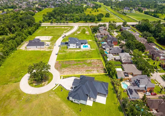 1st image of 1618 Crown Oaks Ct, Pearland, TX 77581 | MLS# 56483655