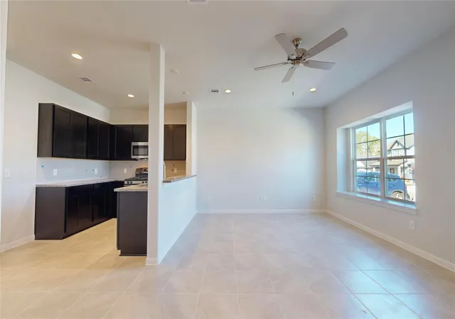 Photo 3 of Sale Pending at 16697 Eastchase St, Montgomery, TX 77316 | MLS# 91319981 | Listing updated on 2026-08-31