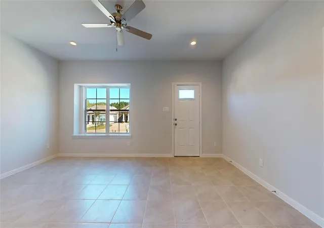 Photo 4 of Sale Pending at 16697 Eastchase St, Montgomery, TX 77316 | MLS# 91319981 | Listing updated on 2026-08-31