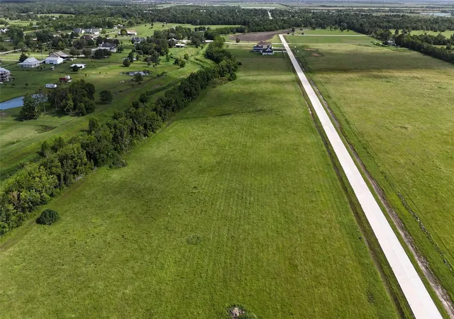 3rd image of 1619 Rymal Ranch Rd, Alvin, TX 77511 | MLS# 62351462
