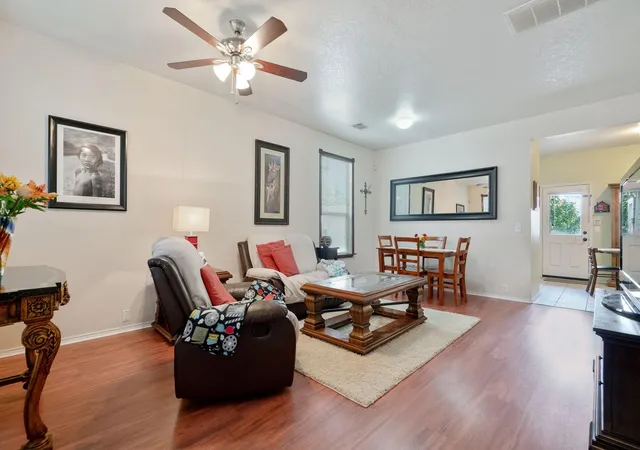 Photo 4 of Single family home for sale at 3406 Glenmore Meadow Dr, Spring, TX 77386 | MLS# 38141068 | Listing updated on 2026-09-20