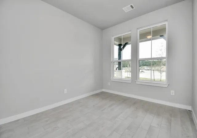 Photo 4 of Single family home for sale at 11731 Leafy Laurel Dr, Houston, TX 77066 | MLS# 34777661 | Listing updated on 2026-09-03