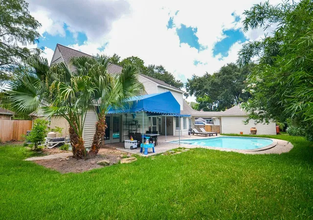 Photo 32 of Sale Pending at 11302 Burgoyne Dr, Houston, TX 77077 | MLS# 61474400 | Listing updated on 2026-10-08