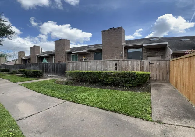 Photo 1 of Townhouse for sale at 13798 Hollowgreen Dr #305, Houston, TX 77082 | MLS# 45695161 | Listing updated on 2026-08-21
