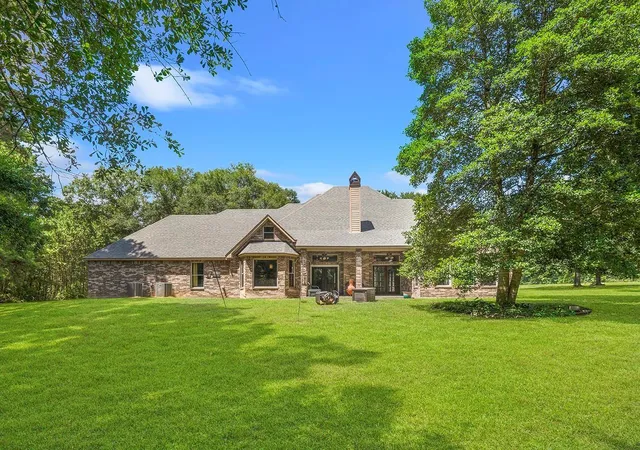 Homes for sale in Hemphill, TX | 4720 State Hwy 21 E, Hemphill, TX 75948 | MLS# 87954151