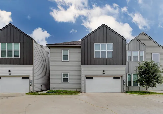 3rd image of 5705 Elysium St, Houston, TX 77091 | MLS# 16237906