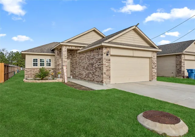Photo 1 of Single family home for sale at 305 Rd 5102j, Cleveland, TX 77327 | MLS# 1022837 | Listing updated on 2026-09-25
