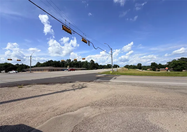Photo 3 of Land for sale at 915 E Gibson St, Jasper, TX 75951 | MLS# 64517411 | Listing updated on 2026-05-30