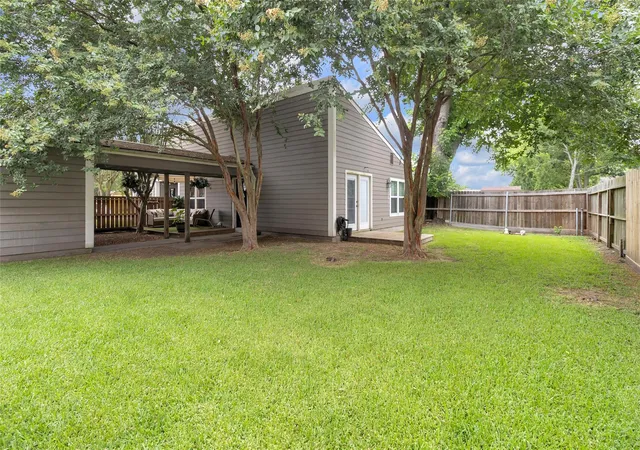 Photo 4 of Single family home for sale at 1217 Ivy Ave, Deer Park, TX 77536 | MLS# 33759165 | Listing updated on 2026-10-07