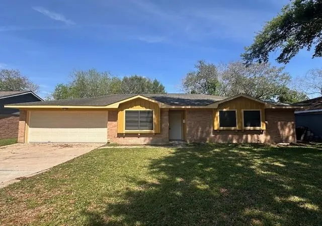 Photo 1 of Single family home for sale at 5830 Effingham Dr, Houston, TX 77035 | MLS# 74357184 | Listing updated on 2026-08-19