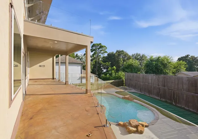 33rd image of 14951 Pollux Dr, Willis, TX 77318 | MLS# 82011448