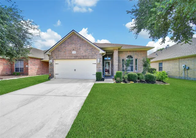 Photo 2 of Sale Pending at 23518 Goldking Cross Ct, Spring, TX 77373 | MLS# 86839241 | Listing updated on 2026-10-14