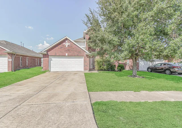 Photo 1 of Single family home for sale at 7206 Avon Park Ln, Houston, TX 77083 | MLS# 4119311 | Listing updated on 2026-08-05
