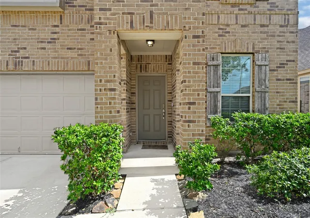 Photo 3 of Single family home for sale at 24039 Noble Darcy Ln, Katy, TX 77493 | MLS# 81099342 | Listing updated on 2026-09-19