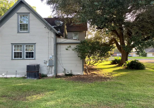 Photo 3 of Single family home for sale at 701 August St, El Campo, TX 77437 | MLS# 96693098 | Listing updated on 2026-09-02