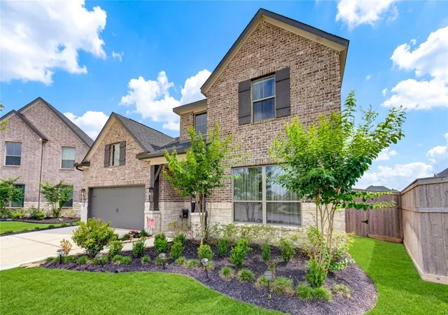 1st image of 31503 Copper Oaks Court Court, Fulshear, TX 77441 | MLS# 19235166