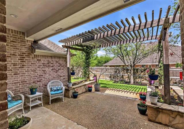 2nd image of 401 Sapphire Dr, College Station, TX 77845 | MLS# 70854818