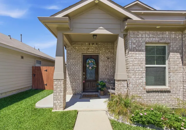 Homes for sale in Houston, TX | 16519 Twinwalker Dr, Houston, TX 77049 | MLS# 10348349