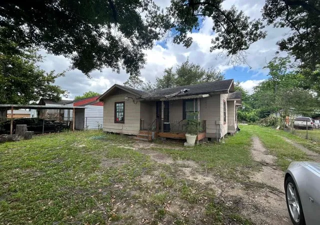 2nd image of 214 Bolden St, Houston, TX 77029 | MLS# 19530867