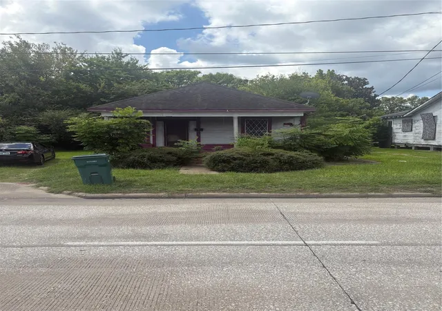 Photo 3 of Land for sale at 1439 Interstate 10 E, Beaumont, TX 77701 | MLS# 47894708 | Listing updated on 2026-06-30