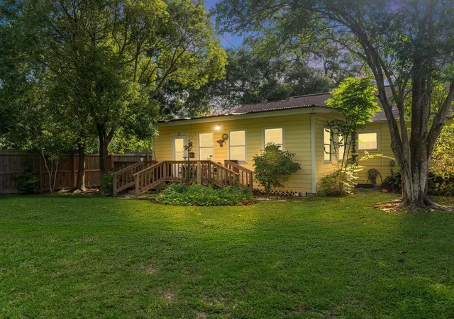 Homes for sale in Bay City, TX | 2918 Avenue I, Bay City, TX 77414 | MLS# 9727293