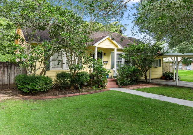 Photo 3 of Single family home for sale at 2918 Ave I, Bay City, TX 77414 | MLS# 9727293 | Listing updated on 2026-08-07