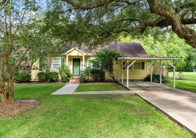 Photo 3 of Single family home for sale at 2918 Ave I, Bay City, TX 77414 | MLS# 9727293 | Listing updated on 2026-08-07