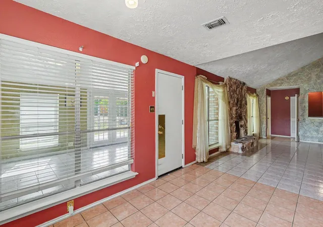 Photo 2 of Sale Pending at 22122 Meadowhill Dr, Spring, TX 77389 | MLS# 35863870 | Listing updated on 2026-09-16