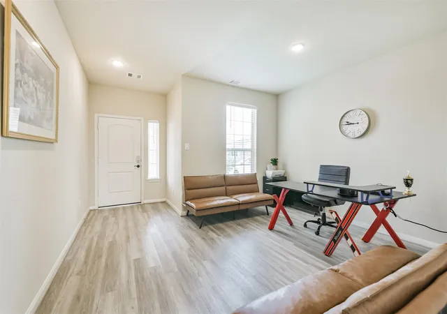 Photo 4 of Single family home for sale at 2222 Altman Trl, Houston, TX 77014 | MLS# 30576300 | Listing updated on 2026-07-28