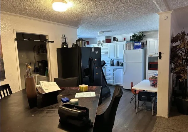 4th image of 11702 Greenglen Dr, Houston, TX 77044 | MLS# 23583361