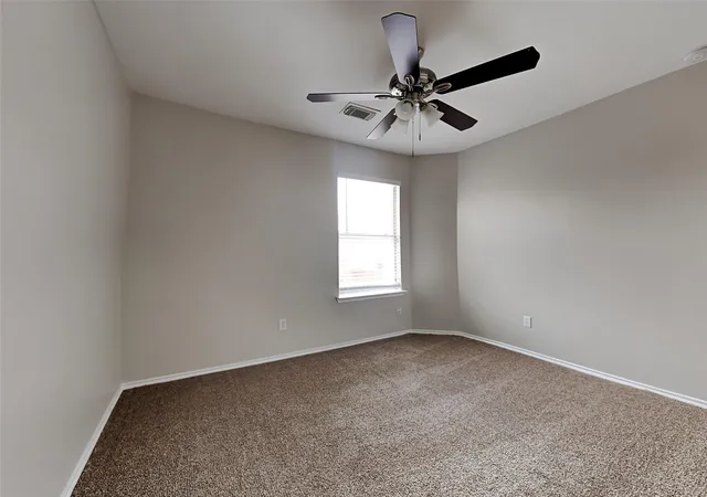Photo 2 of Single family home for sale at 427 Remington Crk Dr, Houston, TX 77073 | MLS# 80540418 | Listing updated on 2026-09-05