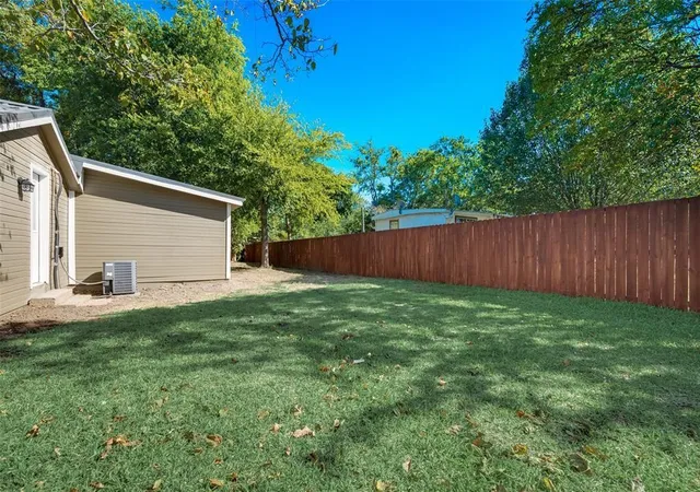 Photo 3 of Single family home for sale at 314 Ave D, Point, TX 75472 | MLS# 2144843 | Listing updated on 2026-10-06