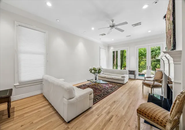 Photo 3 of Sale Pending at 4131 N Blvd Park, Houston, TX 77098 | MLS# 89062748 | Listing updated on 2026-07-25