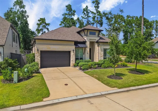 Photo 2 of Single family home for sale at 542 Carina Gaze Dr, Willis, TX 77318 | MLS# 49713602 | Listing updated on 2026-09-18
