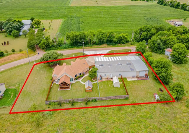 45th image of 414 County Road 437, Eddy, TX 76524 | MLS# 41075235