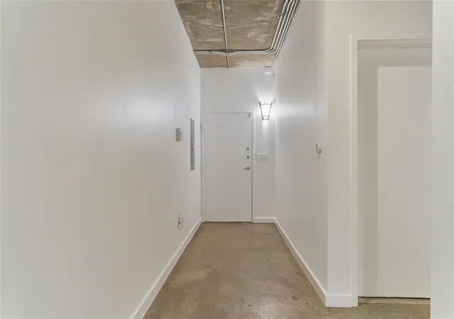 5th image of 2000 Bagby St #2401, Houston, TX 77002 | MLS# 82041396