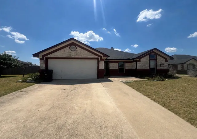 Photo 1 of Single family home for sale at 4304 Lauren Mackenzie Dr, Killeen, TX 76549 | MLS# 15445909 | Listing updated on 2026-09-14