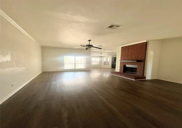 Photo 2 of Single family home for sale at 4304 Lauren Mackenzie Dr, Killeen, TX 76549 | MLS# 15445909 | Listing updated on 2026-09-14