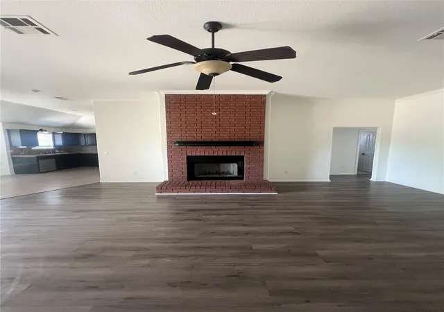 Photo 4 of Single family home for sale at 4304 Lauren Mackenzie Dr, Killeen, TX 76549 | MLS# 15445909 | Listing updated on 2026-09-14